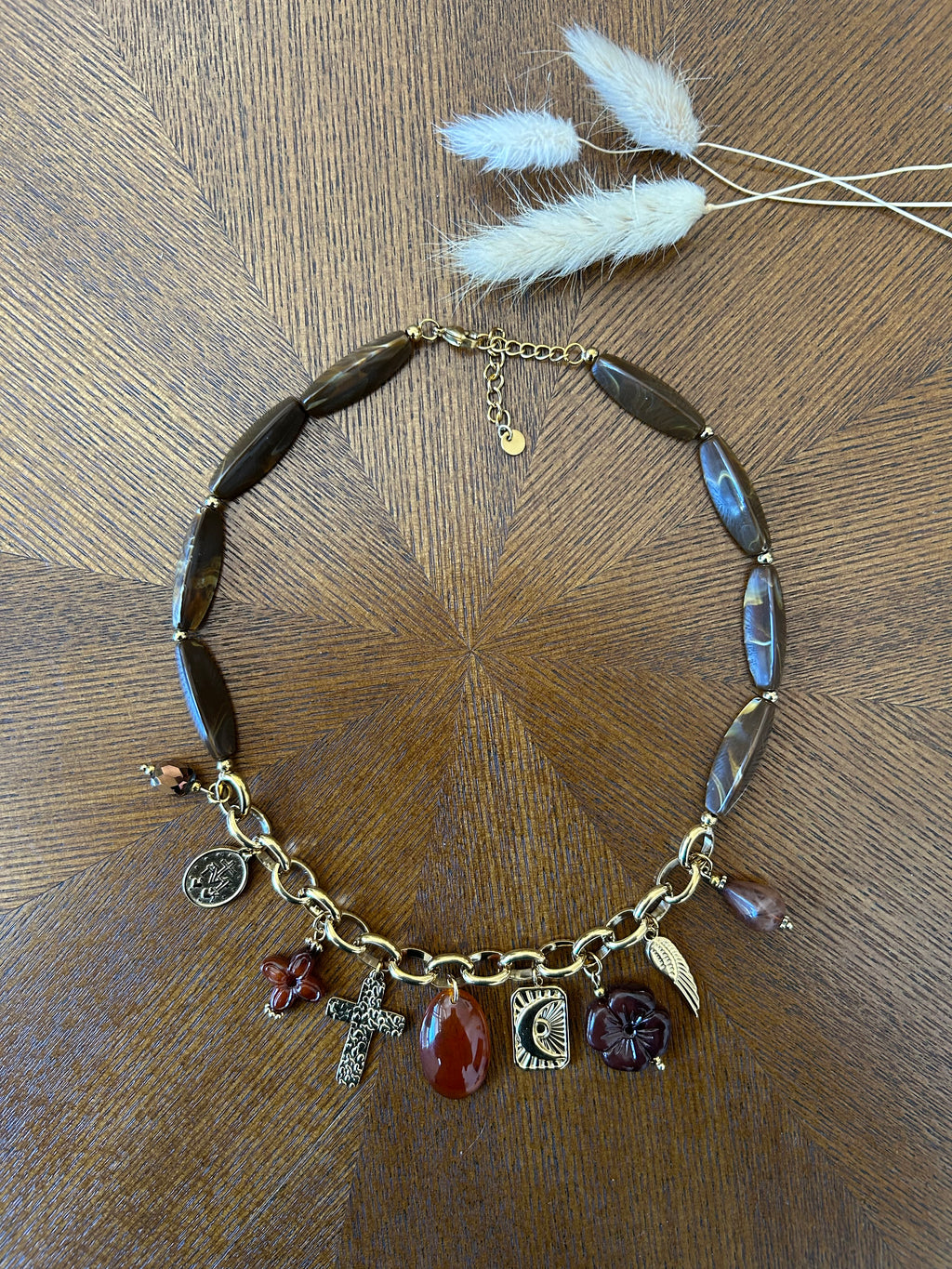 Collier Breloques Chocolat
