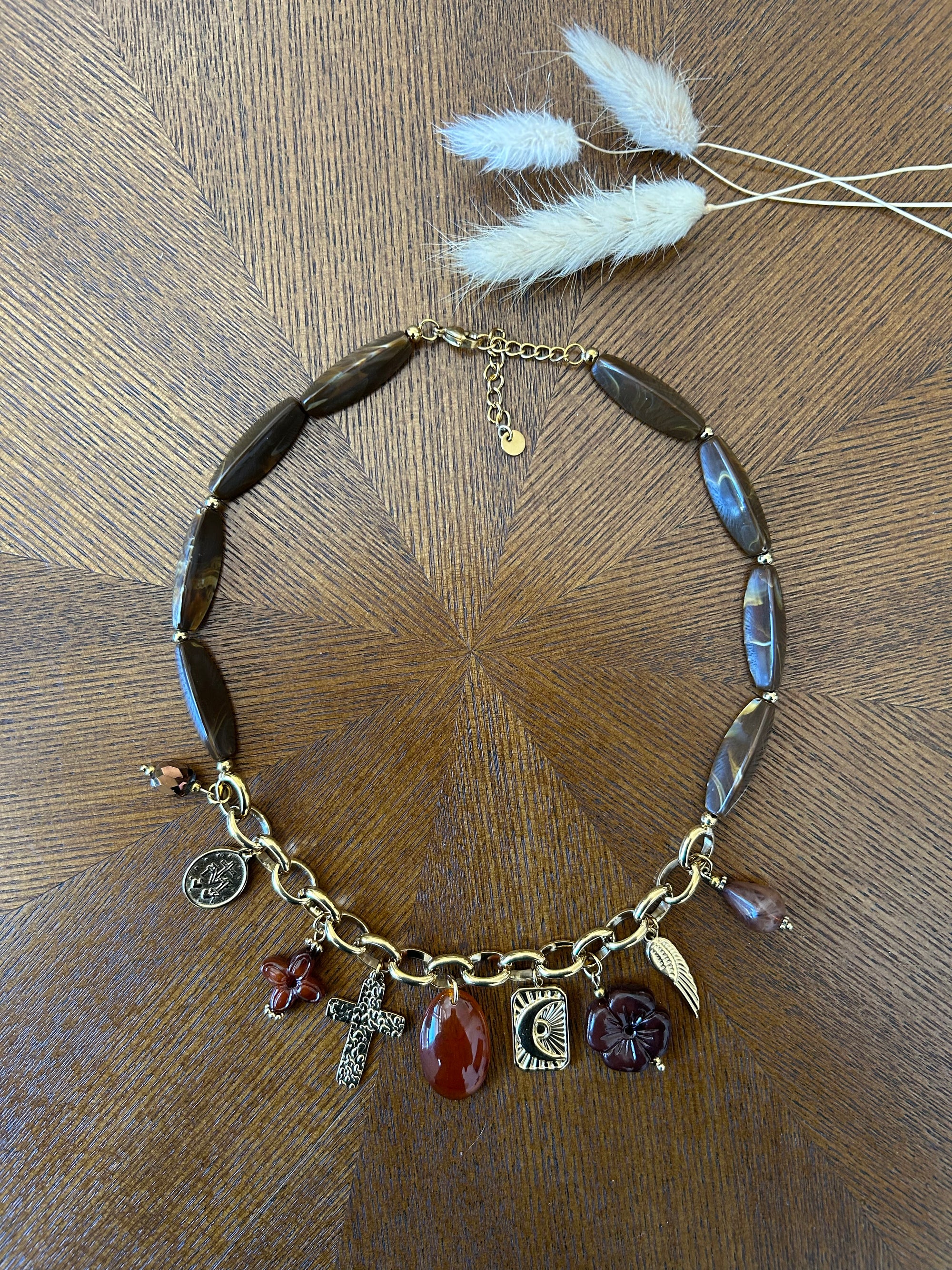 Collier Breloques Chocolat